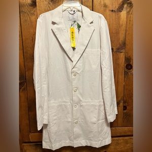 FIGS-MEN’s White lab coat-BRANDNEW W/tags